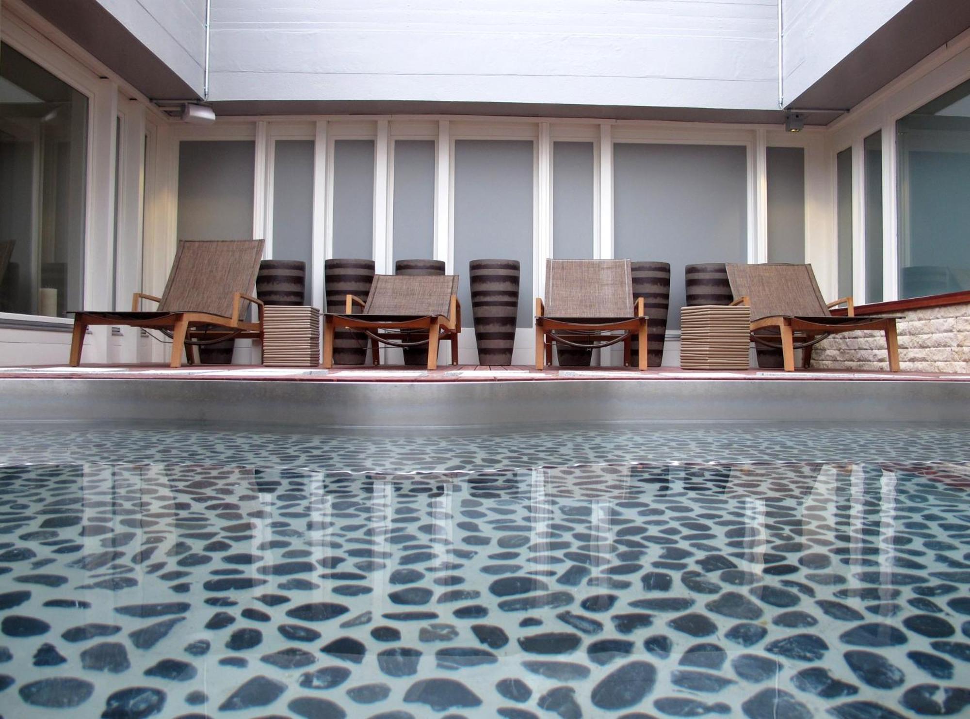 Hotel Crowne Plaza By Ihg 4*